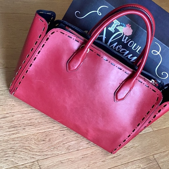 Nine West deep red media bag.  14”x10”x5”. Black interior - Picture 4 of 12